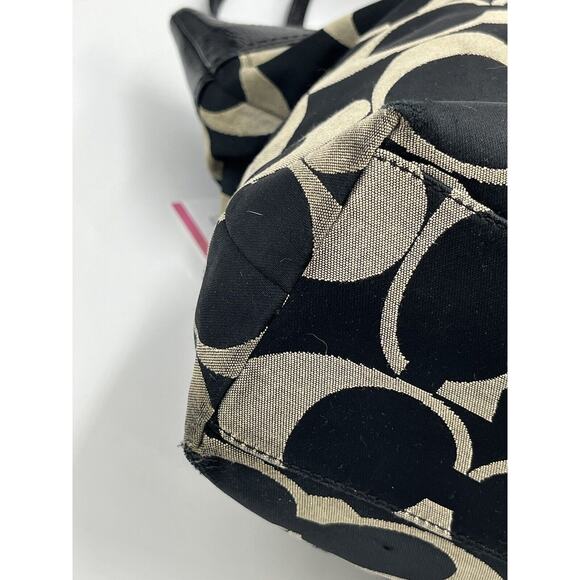 Coach F18335 Authenticated Signature Laura Black Gray Jacquard Large Tote Bag - Picture 7 of 11